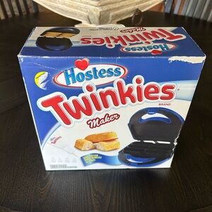 Hostess Twinkies Twinkie Maker: Model WIC 275267 (Brand New)